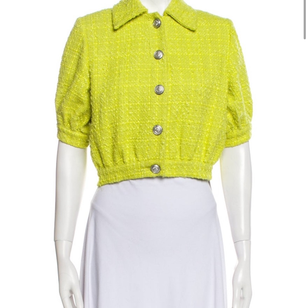 L'AGENCE Yellow Cropped Button Down Shirt with Notched Collar